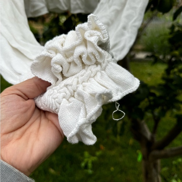 FREE PEOPLE Free Spirit Smocked Bust Blouse with Draped Sleeves, White - Sz L - Picture 9 of 17